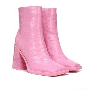 Circus by Sam Edelman Pink Croc Layla‎ Embossed Block Heel Bootie Boot Size 6